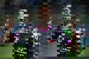 عبدی: توپ را با سینه ام کنترل کردم