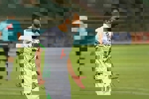 هافبک مورد علاقه استقلال همچنان می‌درخشد