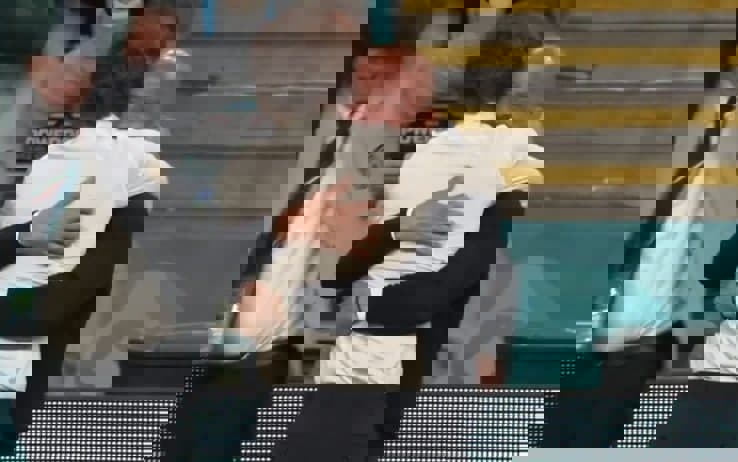 1616822