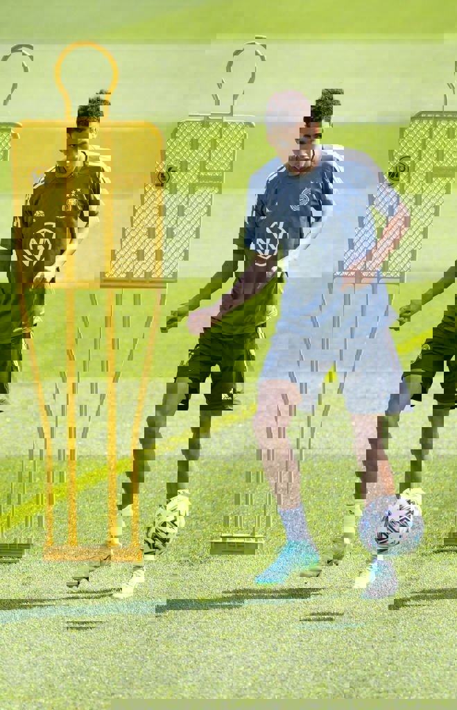 1617189