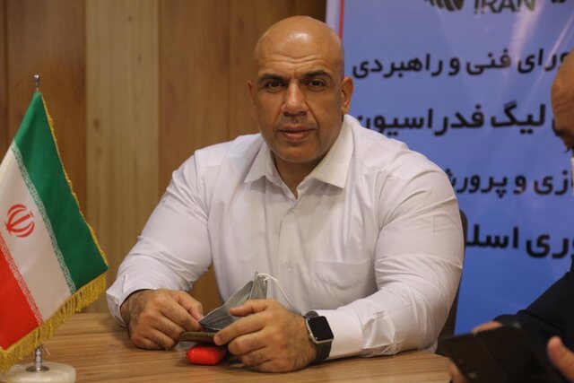 اویسی: وزارت ورزش از بدنسازی حمایت کند