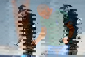 پیروانی، یحیی و آقا کریم: شادی در آزادی مجاز است