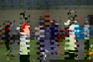 تارتار: ساکت چطور جرات کرده نساجی را بگیرد؟