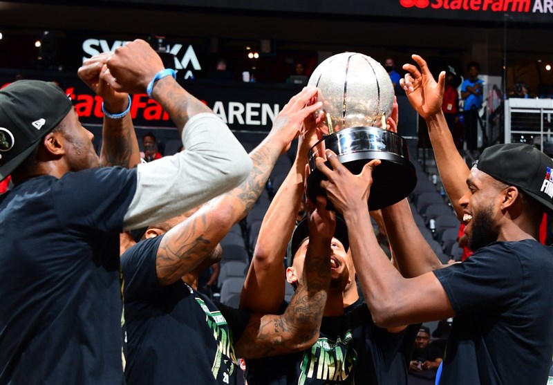 لیگ NBA؛ میلواکی پس از 47 سال به فینال رسید