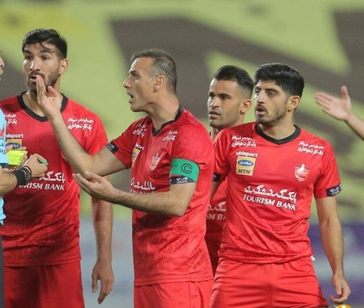 دو ستاره پرسپولیس برای دربی تست می‌شوند