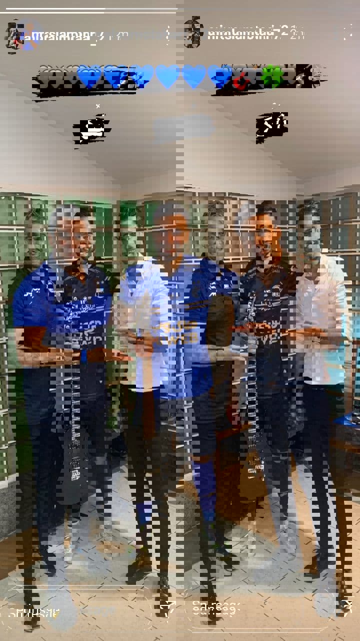 1623564