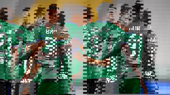 قانون عجیب در ایتالیا؛ پوشیدن پیراهن سبز ممنوع!