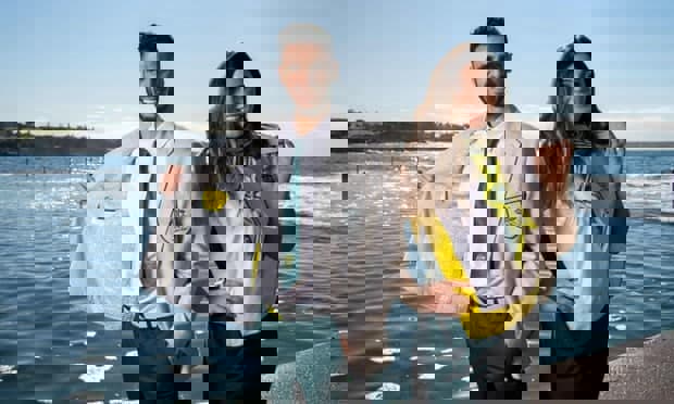 1624726
