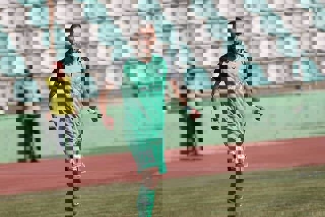 این بازیکن آقای گل لیگ یک شد