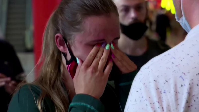 اشتباه فاحش لهستانیها؛ شش شناگر به خانه برگردانده شدند