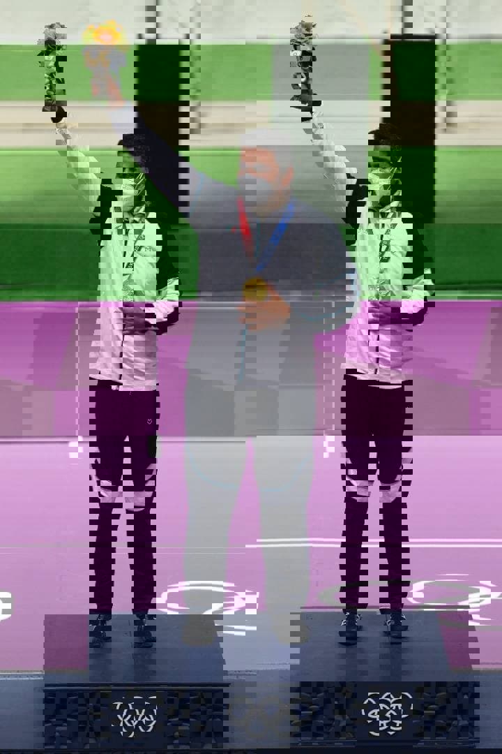 1626435
