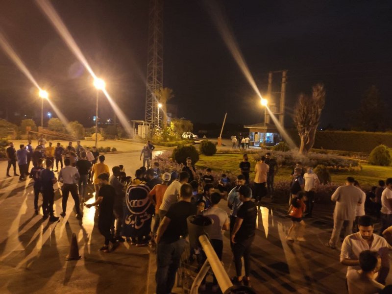 استقبال ویژه از استقلالیها در بابلسر (عکس)