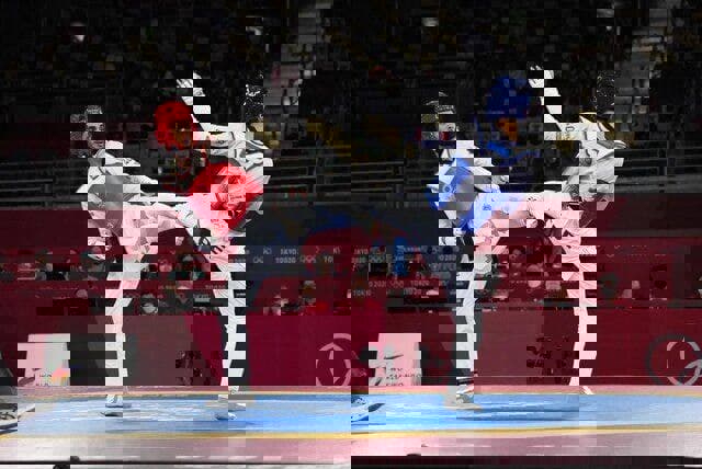 صعود میرهاشم حسینی به مرحله یک چهارم نهایی