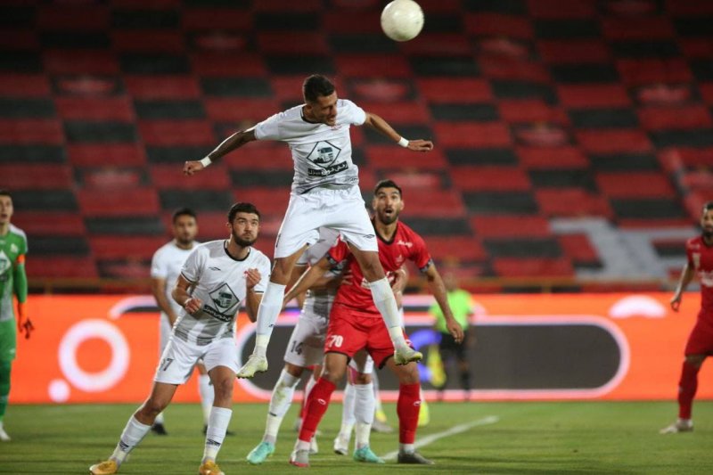 دو تغییر تهاجمی یحیی برای دستیابی به گل برابر تراکتور