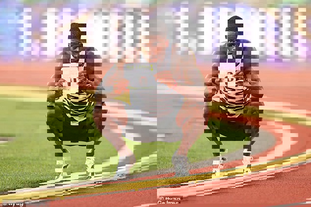 1627555