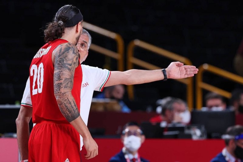 شاهین طبع: بسکتبال امریکا قابل مقایسه با ما نیست