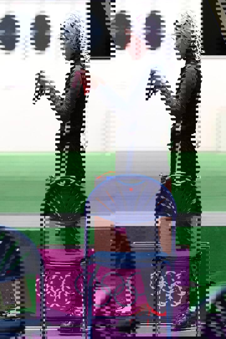 1628687