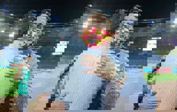 1629176