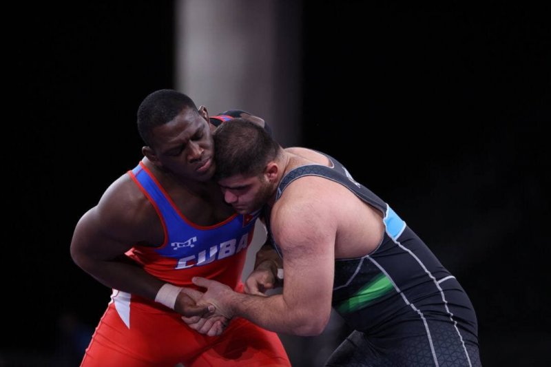 شکست جوان ایرانی برابر لوپز افسانهای