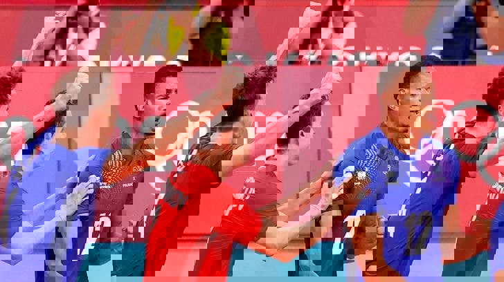 1630529