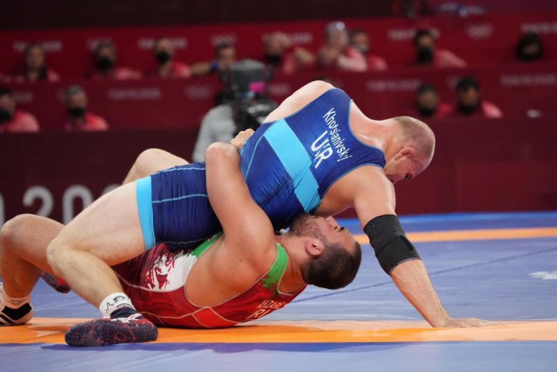 برد باصلابت زارع در گام نخست و صعود به یکچهارم