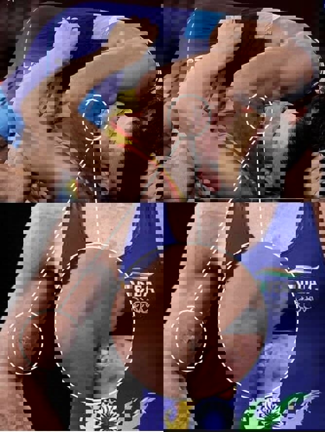 1631378