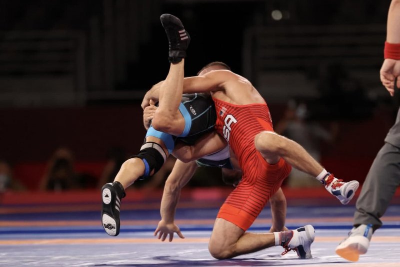 گیلمن چگونه اطری را منکوب کرد!