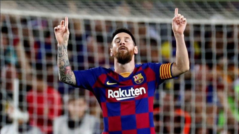 مسی در راه پاریس؛ شاه‌ماهی به تور PSG می‌افتد؟