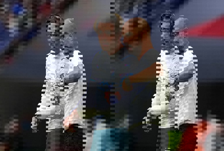 1632388