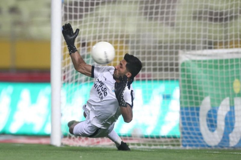 کارشناسان داوری و  تصمیم بحث‌برانگیز حیدری