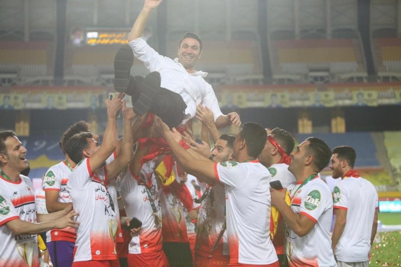 بیانیه فولاد: نکونام تنها گزینه ماست