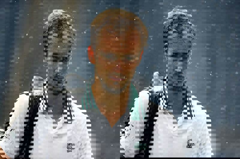 1633612