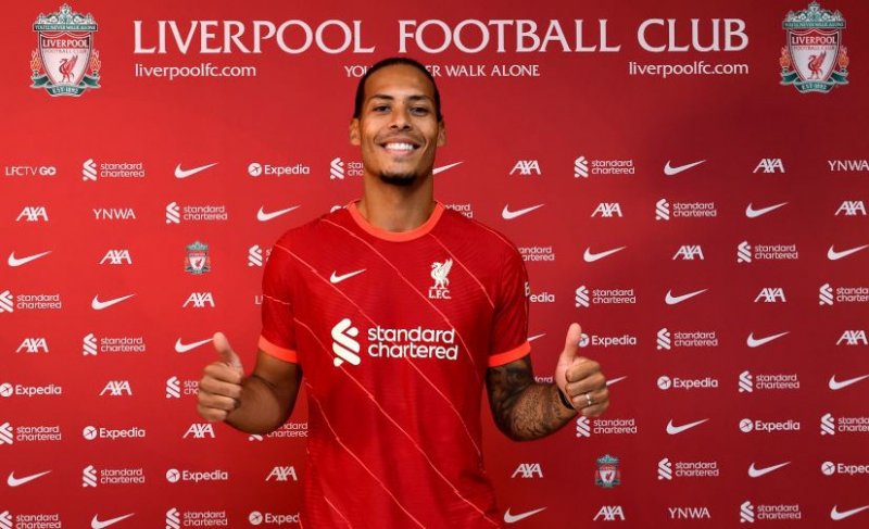 رسمی: ویرژیل فن‌دایک تا 2025 با لیورپول تمدید کرد 