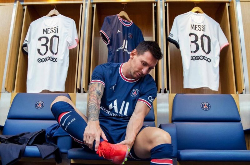 پاریس؟ مسی به اف سی قطر پیوست!