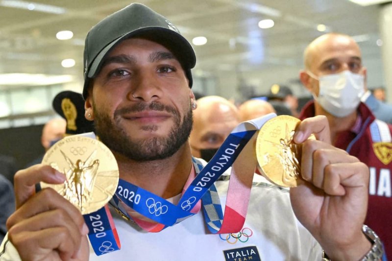 سریعترین مرد المپیک یکسال نمیدود