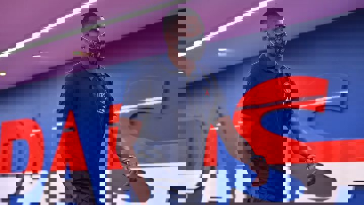 1634279