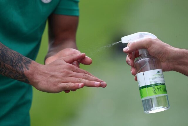 فعالیت لیگ‌ها و تیم‌های ملی ممنوع شد