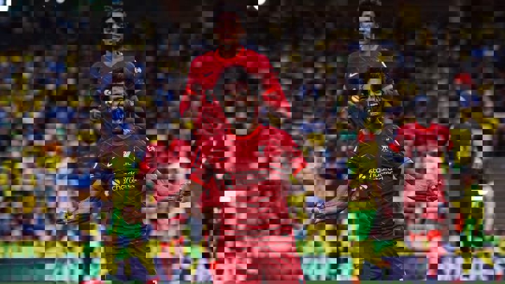 1634828