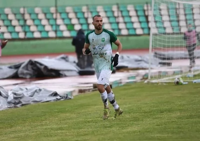 آقای گل از خیبر خرم آباد جدا شد 