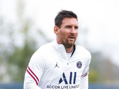 مسی چه زمانی برای PSG به میدان میرود؟