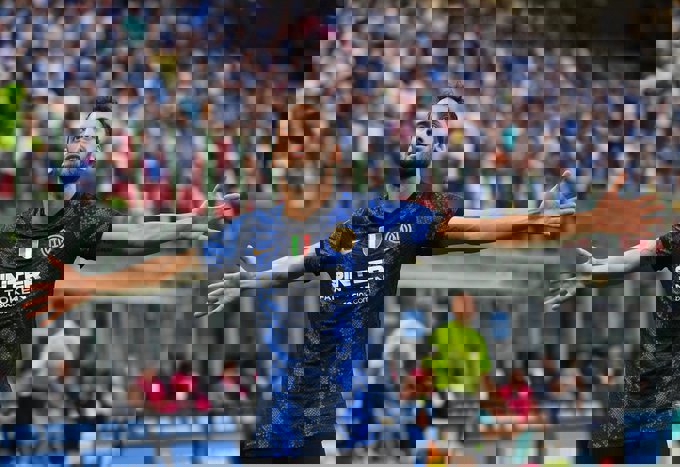 1636054