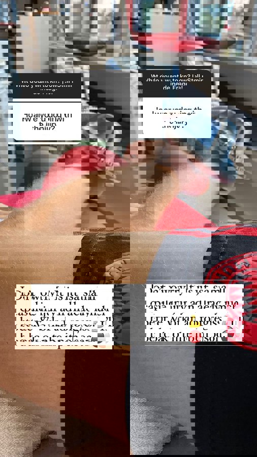 1636068
