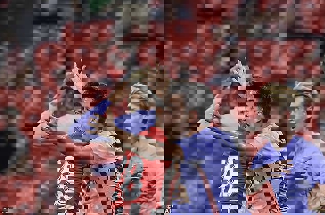 1636130