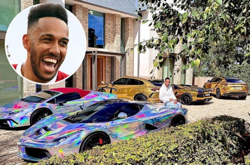 کلکسیون دیدنی ماشین‌های لوکس اوبامیانگ (عکس)