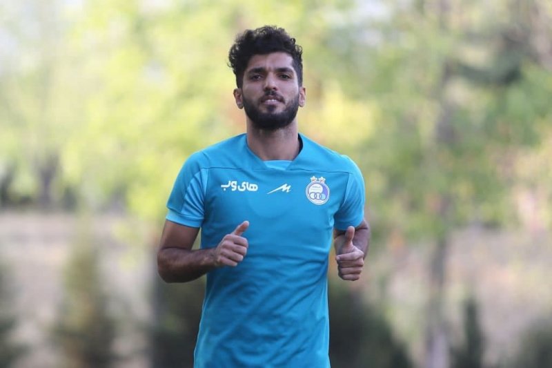 نیک‌نفس همچنان دور از تمرین گروهی استقلال(عکس)