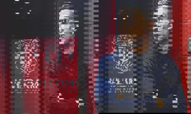 لحظه به لحظه با بازگشت رونالدو به اولدترافورد (زنده)