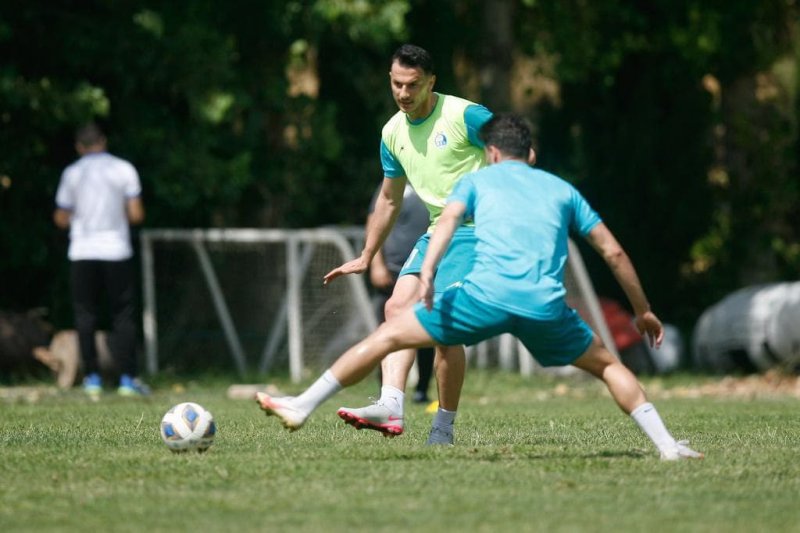 خط آتش جدید استقلال؛ توانمند در زمین و هوا(عکس)