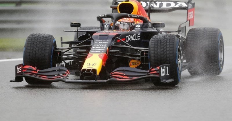 ورشتاپن قهرمان کوتاه‌ترین مسابقه فرمول یک