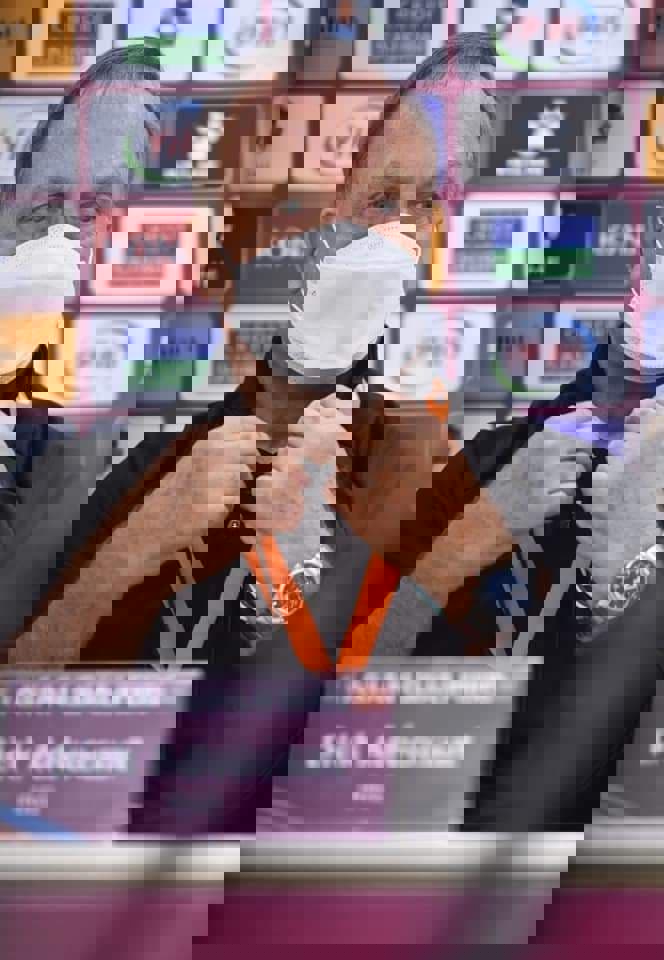 1639826