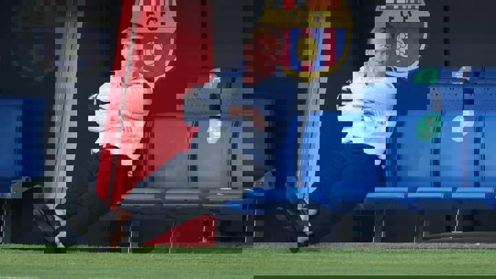 بارسلونا کومان را به سخره گرفته است